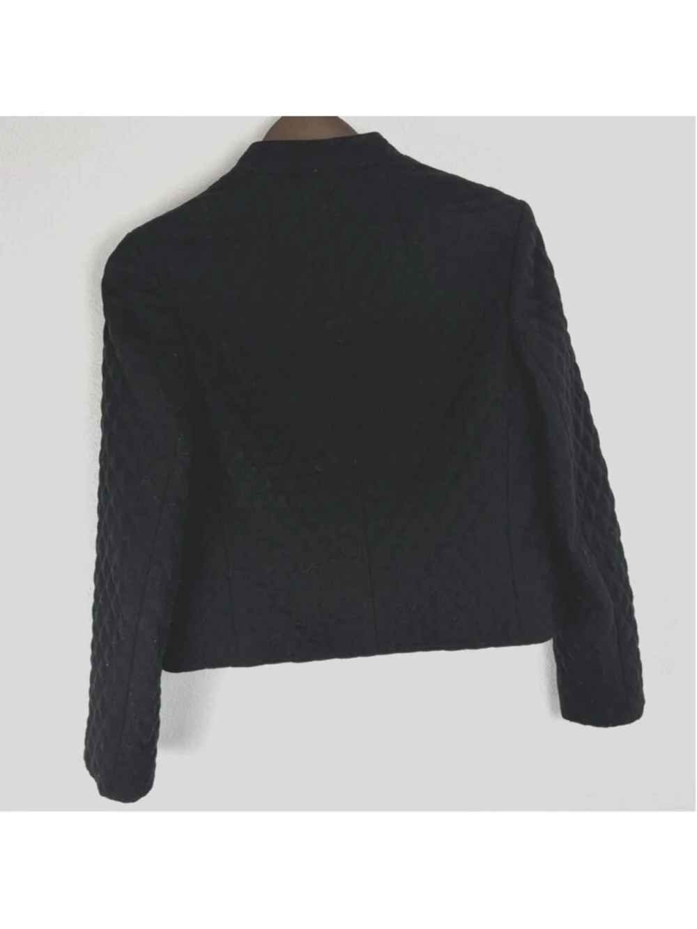Vintage Goldix Modell women’s quilted jacket in black, size Small.